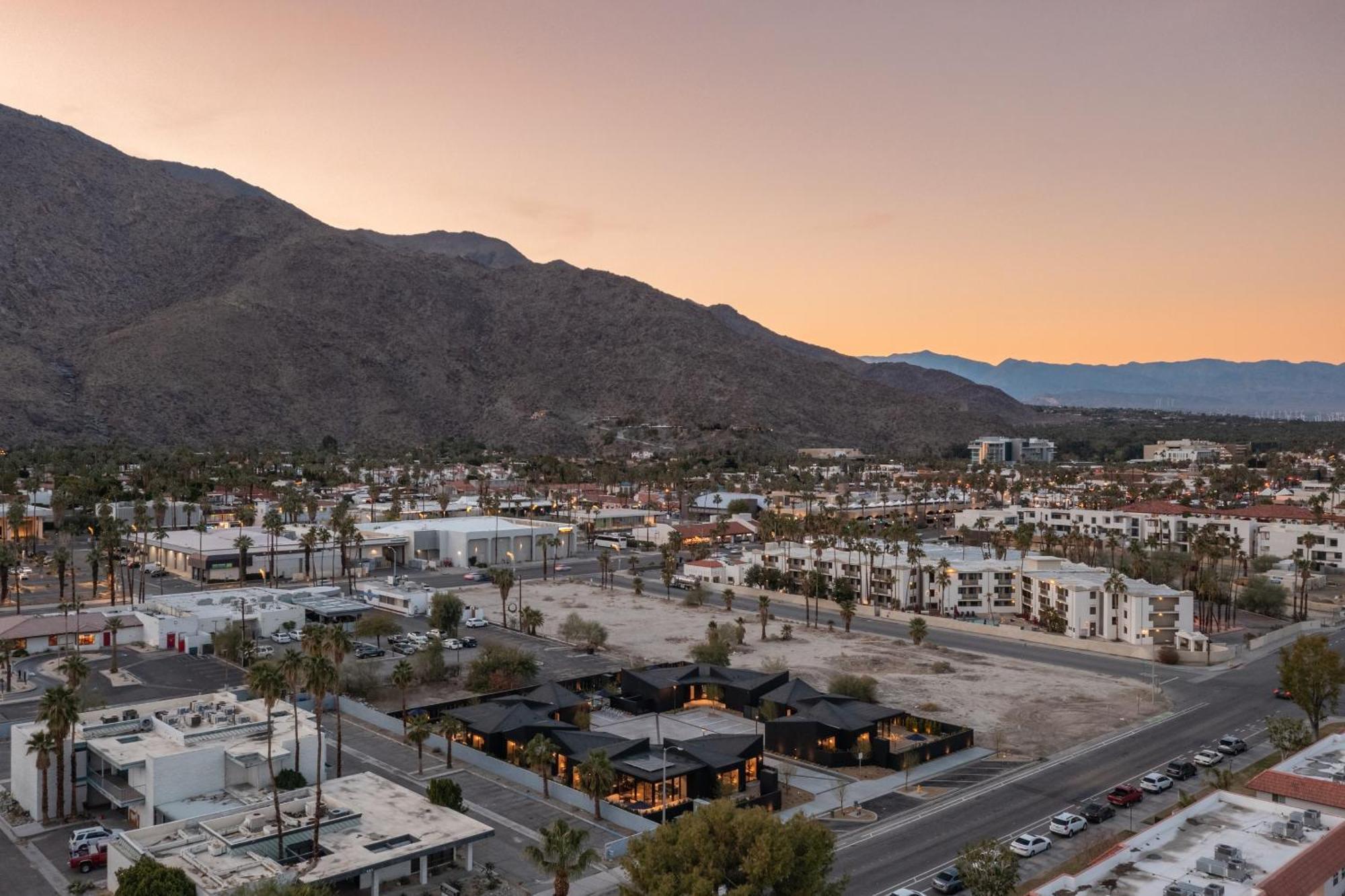 Blackhaus By Avantstay Ada Modern Rooms, Pool & Bbq Palm Springs Zewnętrze zdjęcie